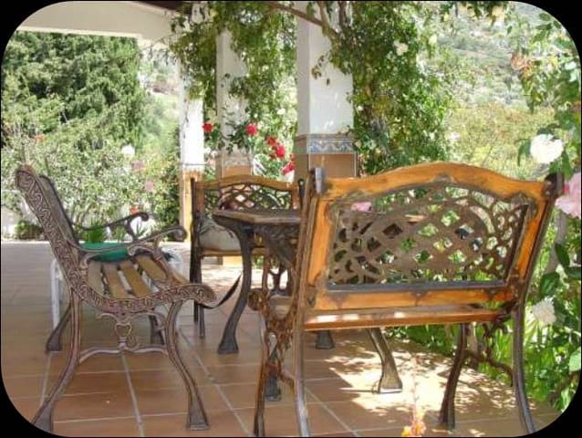 2 quarto Quinta/Casa Rural para arrendar em Frigiliana com piscina garagem - 1 700 € (Ref: 8315966)