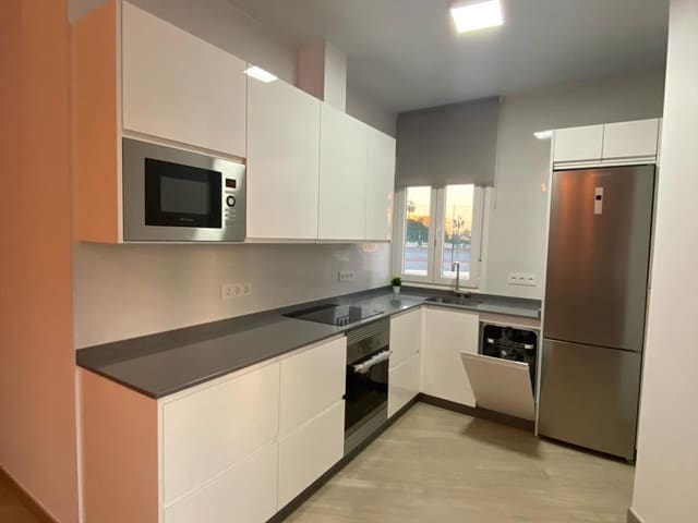 2 bedroom Apartment for rent in Torrox-Costa, Torrox with pool - € 750 (Ref: 8315968)