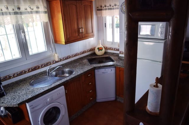 3 soveværelse Finca/Landehus til leje i Frigiliana med swimmingpool - € 1.100 (Ref: 8315972)