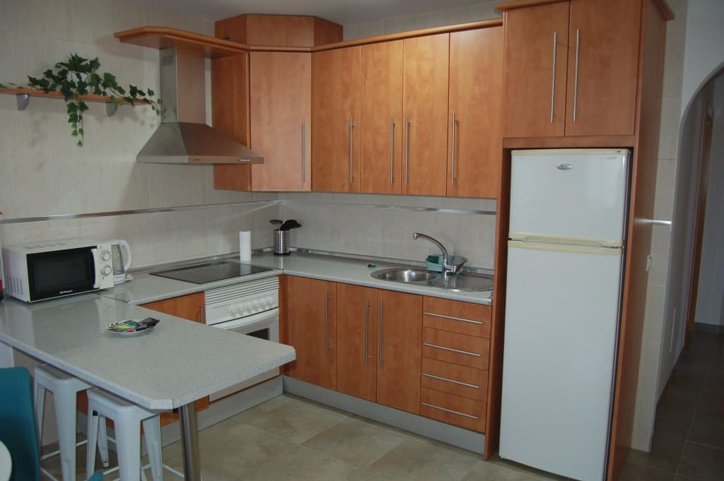 2 soveværelse Lejlighed til leje i Nerja - € 1.000 (Ref: 8315975)