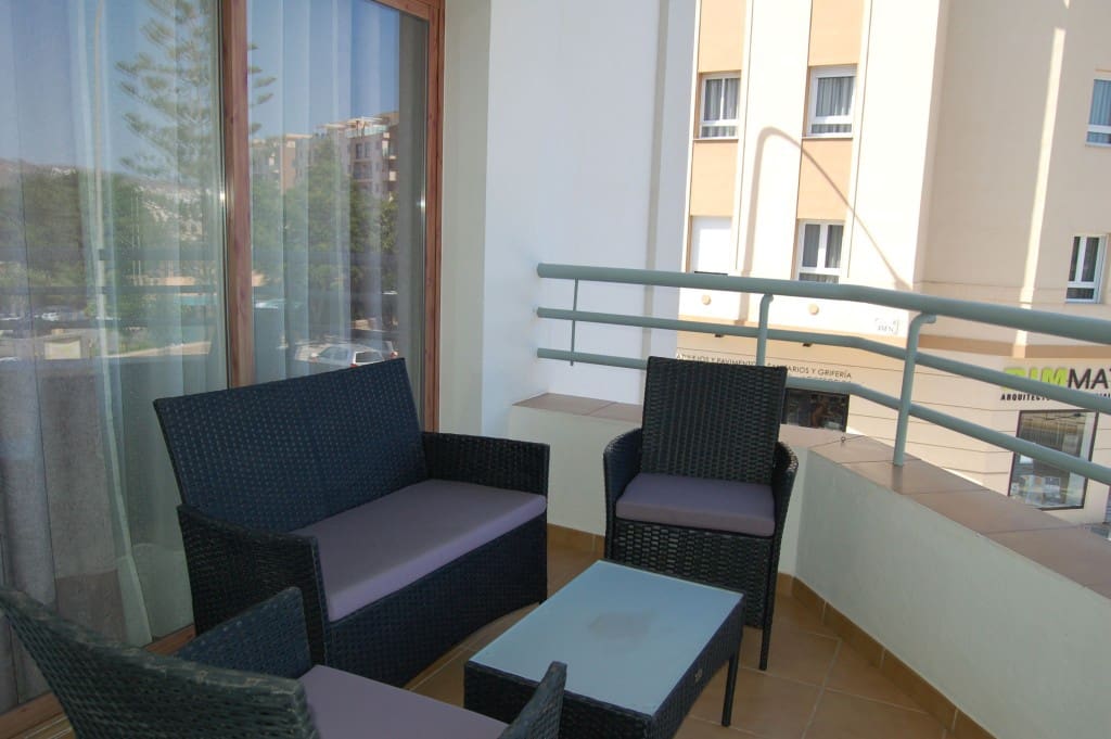 2 soveværelse Lejlighed til leje i Nerja - € 1.000 (Ref: 8315975)