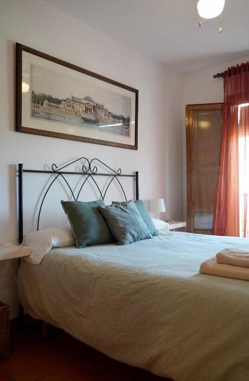 2 bedroom Apartment for rent in Frigiliana - € 950 (Ref: 8315978)