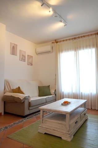 2 bedroom Apartment for rent in Frigiliana - € 950 (Ref: 8315978)