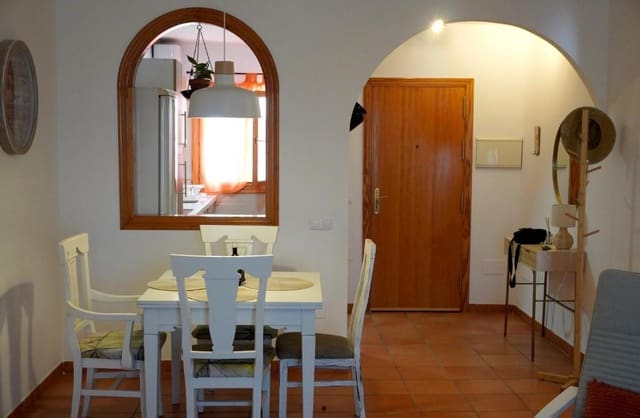 2 bedroom Apartment for rent in Frigiliana - € 950 (Ref: 8315978)