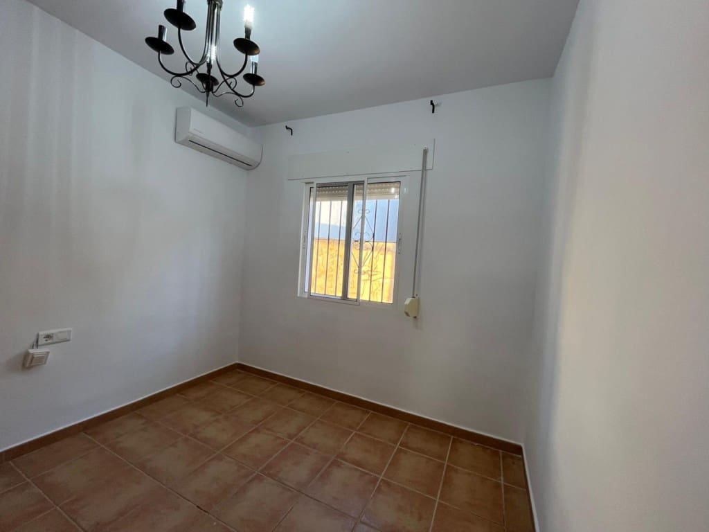 3 sovrum Finca/Hus på landet att hyra i Torrox med pool garage - 1 600 € (Ref: 8362225)