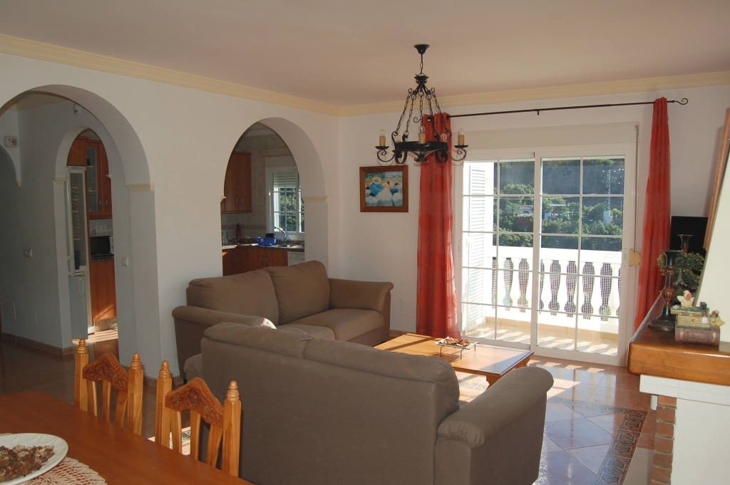 3 soverom Villa til leie i Frigiliana med svømmebasseng - € 1 300 (Ref: 8373478)