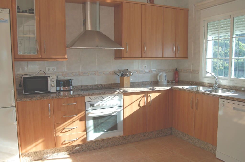 3 soverom Villa til leie i Frigiliana med svømmebasseng - € 1 300 (Ref: 8373478)