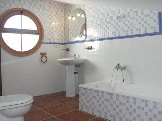 4 slaapkamer Villa te huur in Frigiliana met zwembad garage - € 2.600 (Ref: 8407000)