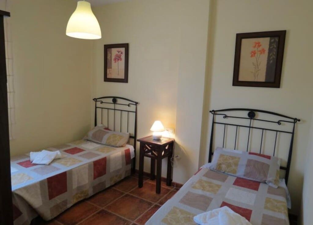 4 slaapkamer Villa te huur in Frigiliana met zwembad garage - € 2.600 (Ref: 8407000)