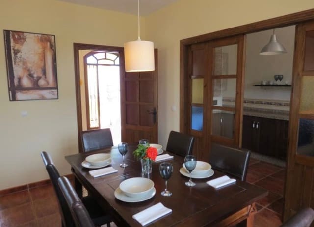 4 soveværelse Villa til leje i Frigiliana med swimmingpool garage - € 2.600 (Ref: 8407000)