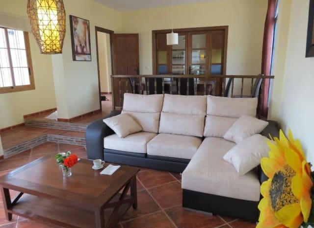 4 soveværelse Villa til leje i Frigiliana med swimmingpool garage - € 2.600 (Ref: 8407000)