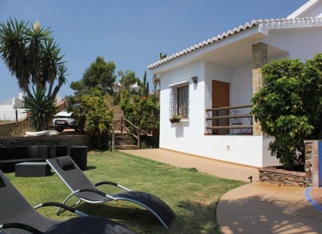 4 soveværelse Villa til leje i Frigiliana med swimmingpool garage - € 2.600 (Ref: 8407000)