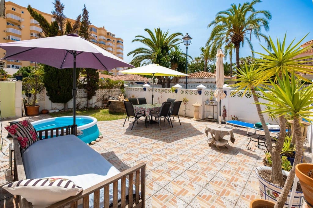 2 soveværelse Semi-Rækkehus til salg i Torrox-Costa med garage - € 365.000 (Ref: 8423027)