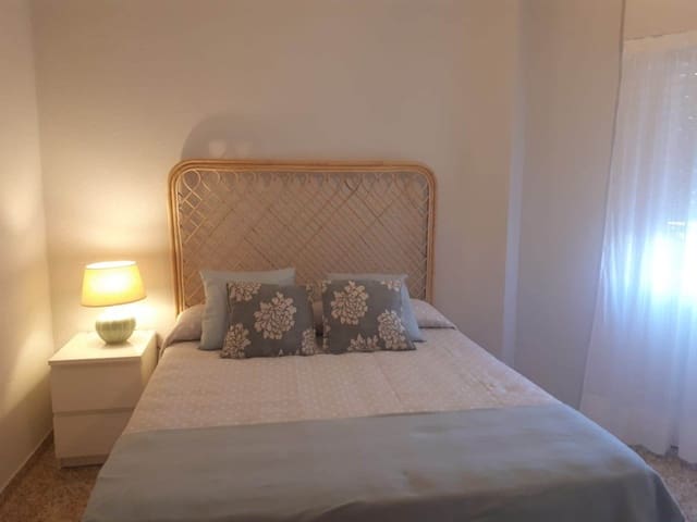 1 bedroom Apartment for rent in Nerja with pool - € 900 (Ref: 8423033)