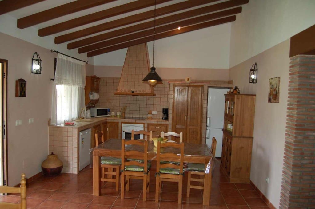 2 sovrum Finca/Hus på landet att hyra i Nerja med pool garage - 1 200 € (Ref: 8423047)