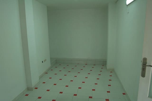 Azienda da affittare in Nerja - 900 € (Rif: 8436948)