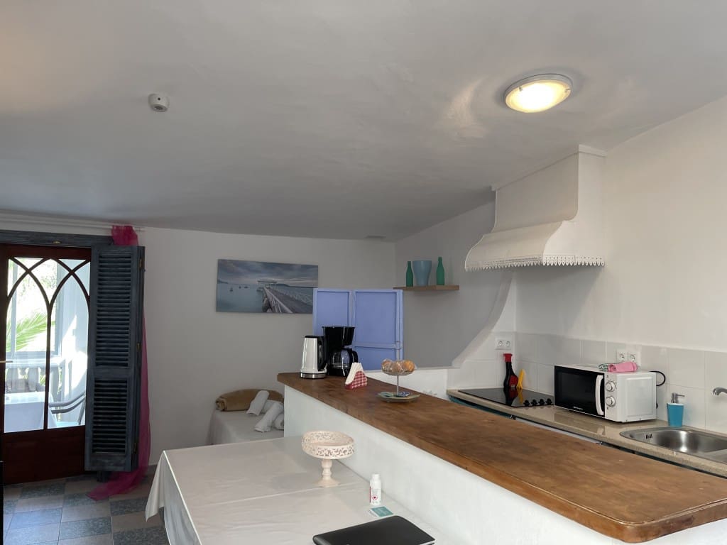 1 soveværelse Finca/Landehus til leje i Frigiliana med swimmingpool - € 990 (Ref: 8493454)