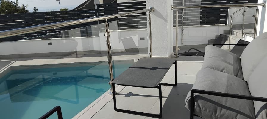 4 bedroom Villa for sale in Nerja with pool - € 865,000 (Ref: 8533804)