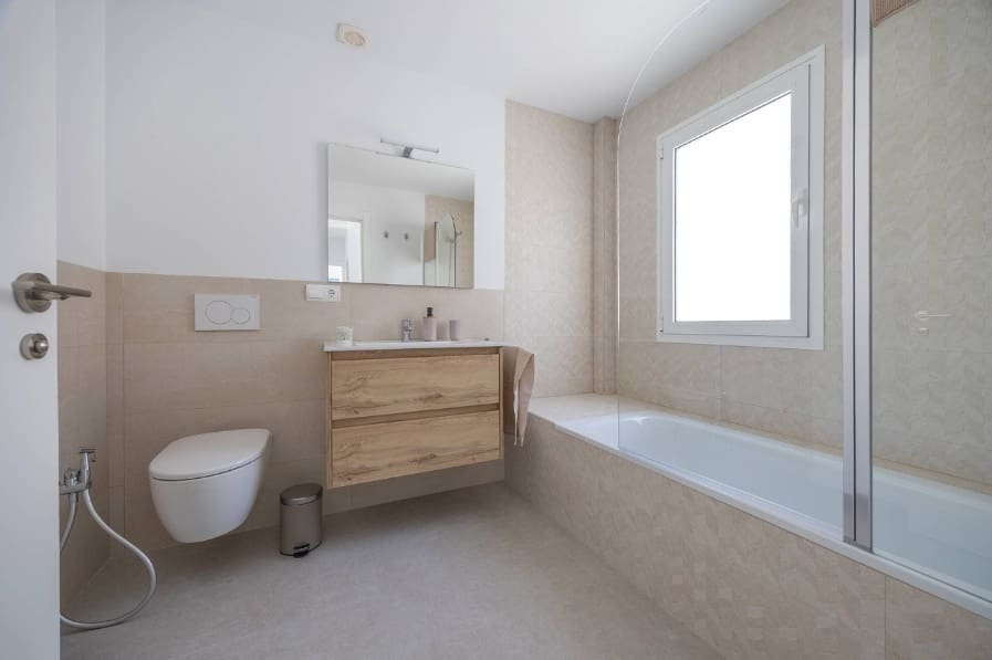 4 bedroom Villa for sale in Nerja with pool - € 865,000 (Ref: 8533804)