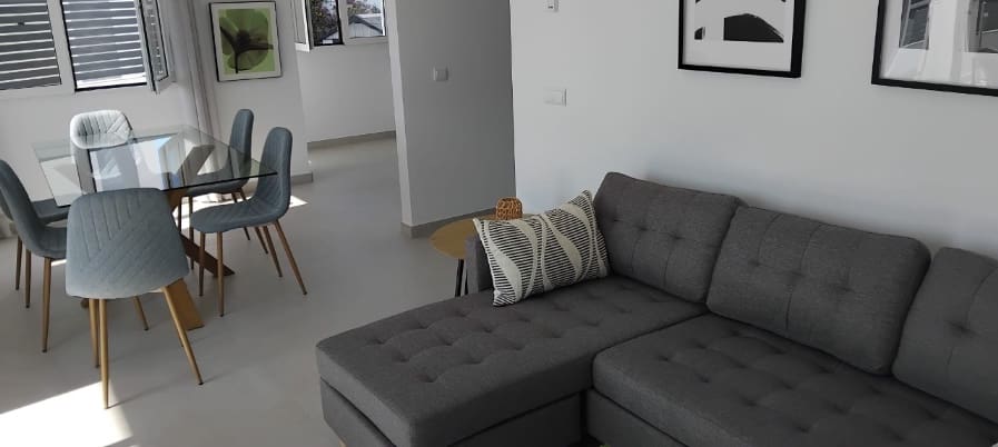 4 bedroom Villa for sale in Nerja with pool - € 865,000 (Ref: 8533804)