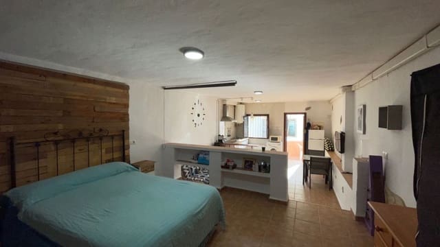 3 slaapkamer Huis te koop in Nerja met zwembad - € 340.000 (Ref: 8582132)