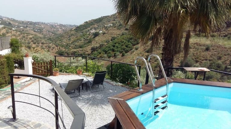 3 soveværelse Finca/Landehus til leje i Frigiliana med swimmingpool - € 950 (Ref: 8597173)