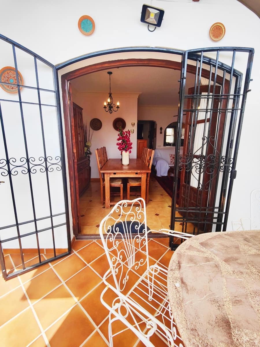 4 quarto Casa em Banda para venda em Nerja - 399 000 € (Ref: 8612308)