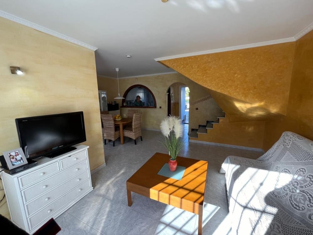 3 soveværelse Byhus til salg i Torrox-Costa med garage - € 360.000 (Ref: 8675535)