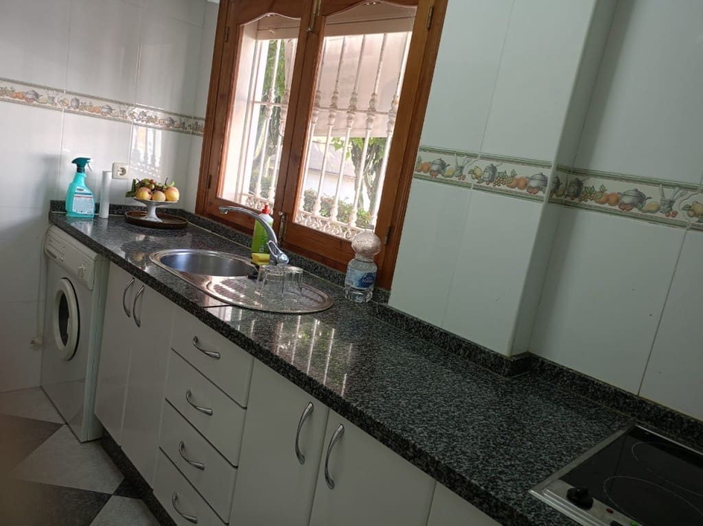 2 soverom Leilighet til salgs i Nerja - € 300 000 (Ref: 8723654)