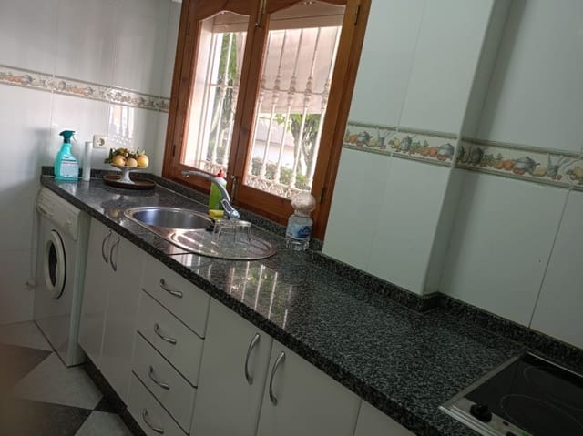 2 soverom Leilighet til salgs i Nerja - € 300 000 (Ref: 8723654)