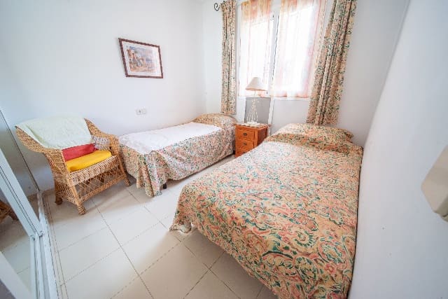 2 quarto Casa em Banda para venda em Nerja com piscina - 300 000 € (Ref: 8887528)
