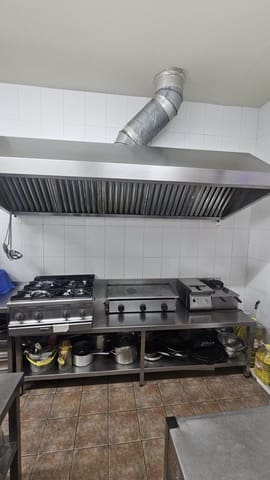 Restaurant/Bar til salgs i Nerja - € 150 000 (Ref: 8932261)