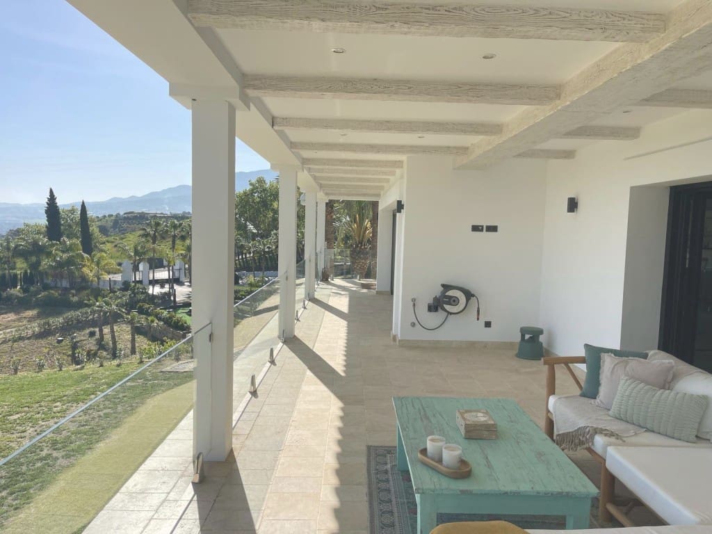 6 soveværelse Villa til salg i Coin med swimmingpool garage - € 2.875.000 (Ref: 8950130)