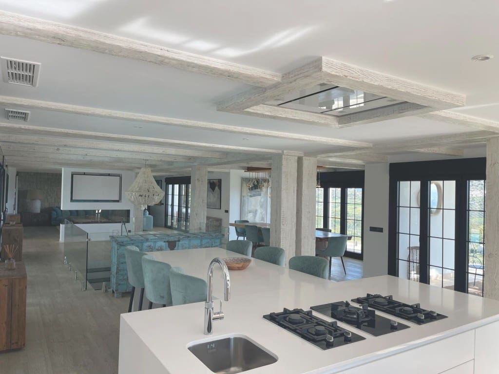 6 soveværelse Villa til salg i Coin med swimmingpool garage - € 2.875.000 (Ref: 8950130)