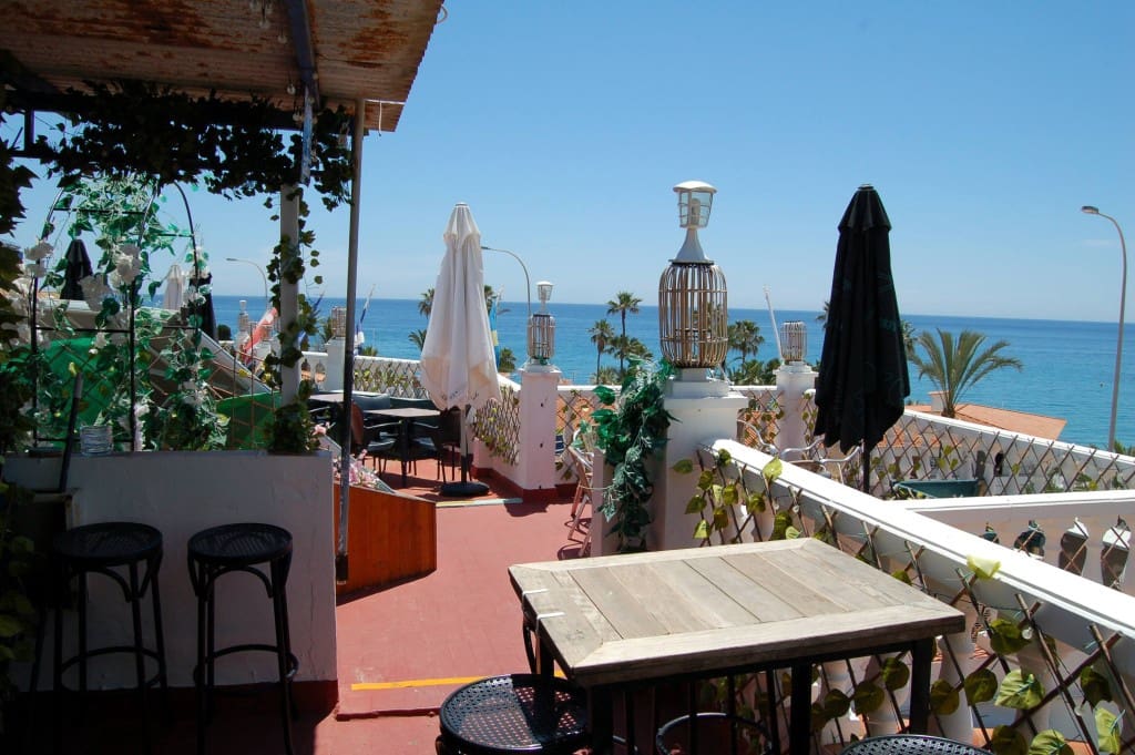 10 soveværelse Restaurant/Bar til salg i Nerja - € 110.000 (Ref: 9023015)