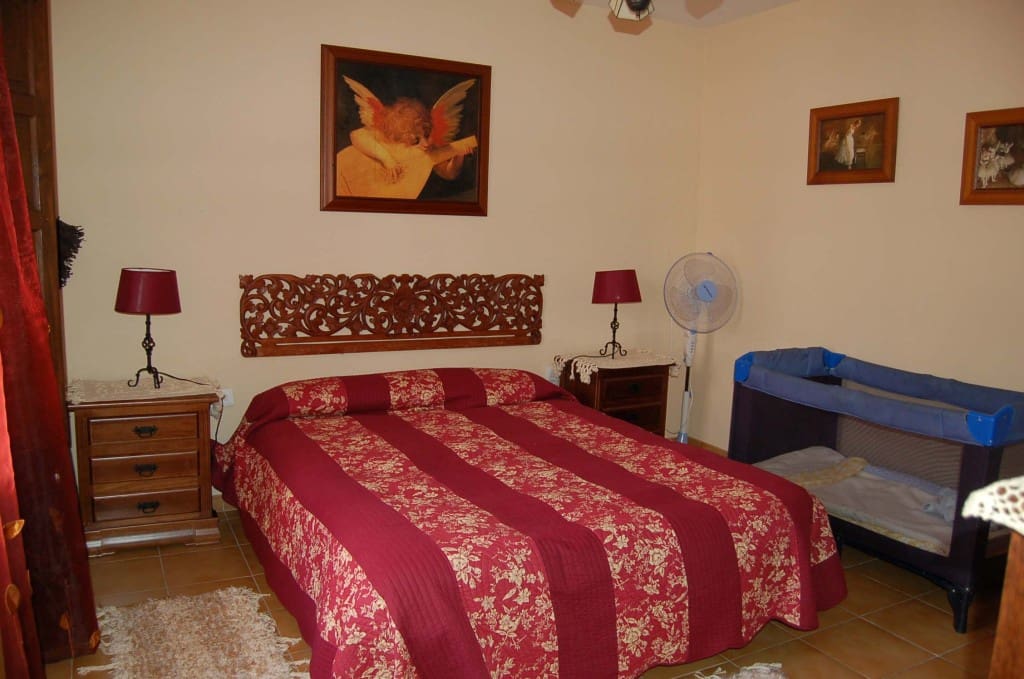 3 soveværelse Byhus til leje i Nerja med swimmingpool - € 1.150 (Ref: 9042107)