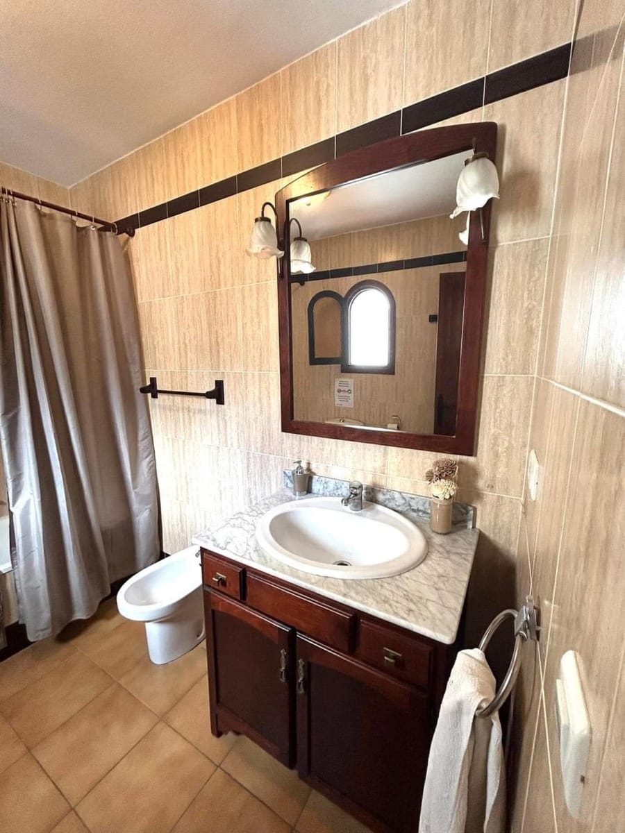 3 soveværelse Byhus til leje i Nerja med swimmingpool - € 1.150 (Ref: 9042107)