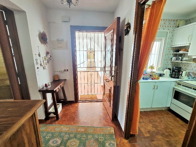 3 bedroom Apartment for sale in Torrox-Costa, Torrox with pool - € 319,900 (Ref: 9042108)