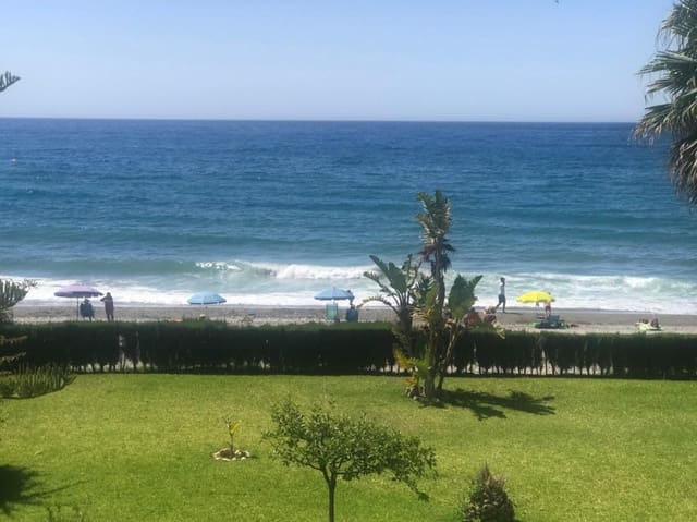 2 soveværelse Lejlighed til salg i El Peñoncillo, Torrox - € 320.000 (Ref: 9057451)