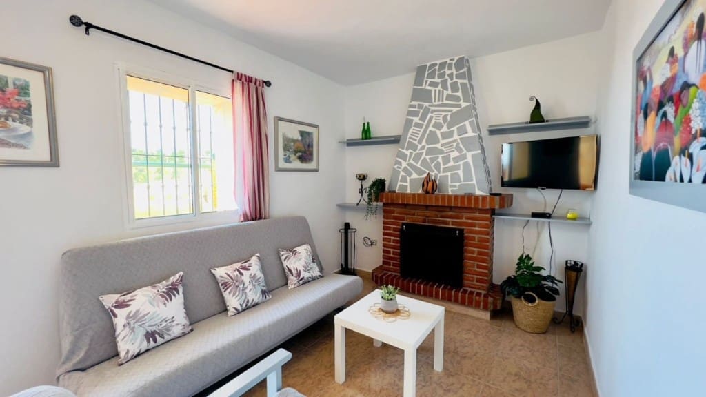 2 soverom Finca/Herregård til salgs i Torrox med svømmebasseng - € 260 000 (Ref: 9057452)