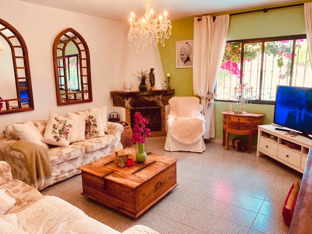 3 makuuhuone Maalaistalo myytävänä paikassa Torrox mukana uima-altaan 
autotalli - 425 000 € (Ref: 9062231)