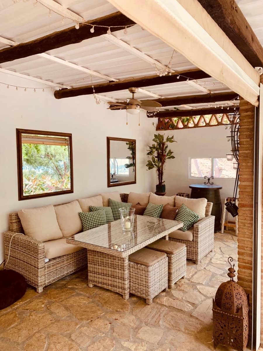 3 makuuhuone Maalaistalo myytävänä paikassa Torrox mukana uima-altaan 
autotalli - 425 000 € (Ref: 9062231)