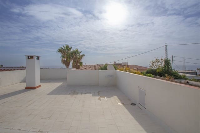 3 bedroom Villa for sale in Nerja with pool garage - € 695,000 (Ref: 9065044)