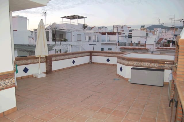 2 bedroom Apartment for rent in Nerja - € 1,300 (Ref: 9065045)