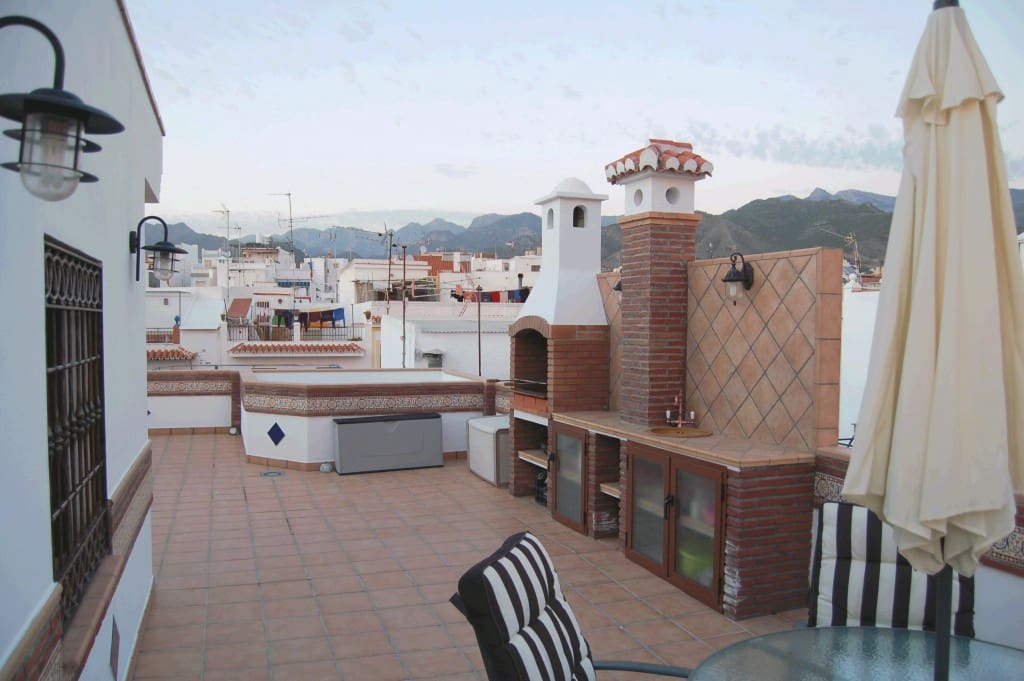 2 bedroom Apartment for rent in Nerja - € 1,300 (Ref: 9065045)