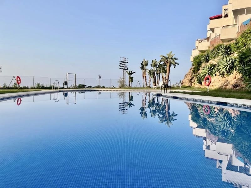 1 slaapkamer Appartement te huur in Nerja met zwembad garage - € 1.000 (Ref: 9074969)