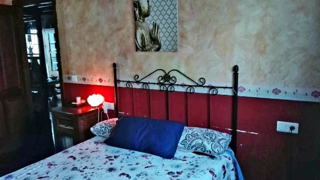 4 slaapkamer Huis te koop in Nerja - € 465.000 (Ref: 9102806)