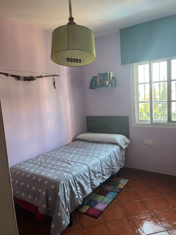 6 makuuhuone Huvila myytävänä paikassa La Cala del Moral, Rincón de la Victoria mukana uima-altaan - 765 000 € (Ref: 9112223)