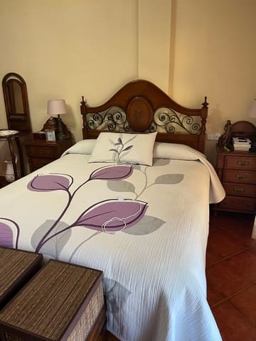 6 makuuhuone Huvila myytävänä paikassa La Cala del Moral, Rincón de la Victoria mukana uima-altaan - 765 000 € (Ref: 9112223)