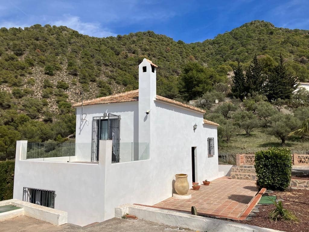 2 soveværelse Villa til salg i Frigiliana med swimmingpool - € 549.000 (Ref: 9118625)